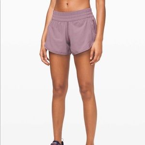 Lululemon Tracker Short V *4”